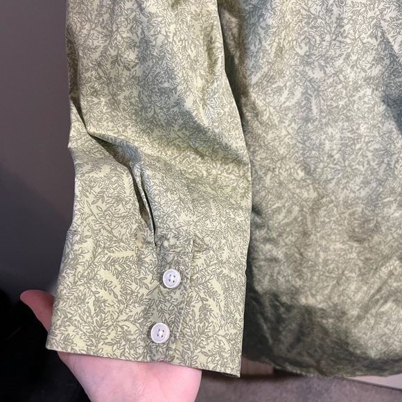 Eddie Bauer Button Up - Picture 5 of 5